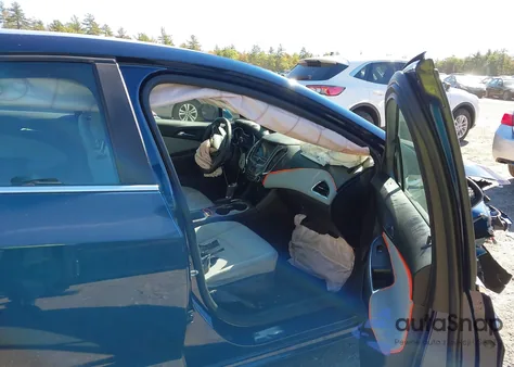 2019 Chevrolet Cruze Lt from USA, damaged, VIN 1G1BE5SMXK7124626